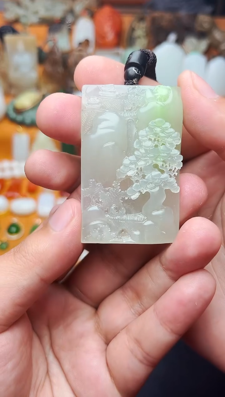 【闪购商品】和田玉颈饰未镶嵌山水牌01