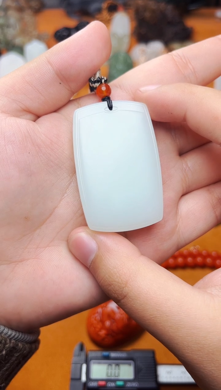 【闪购商品】和田玉颈饰未镶嵌无事牌