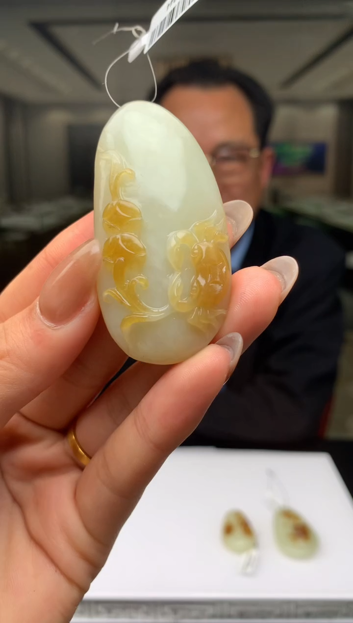 【闪购商品】定制和田玉Boss阳天然和田玉（拍一发一）