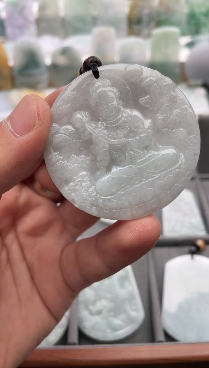 【闪购商品】翡翠颈饰未镶嵌..../2/25/ 179