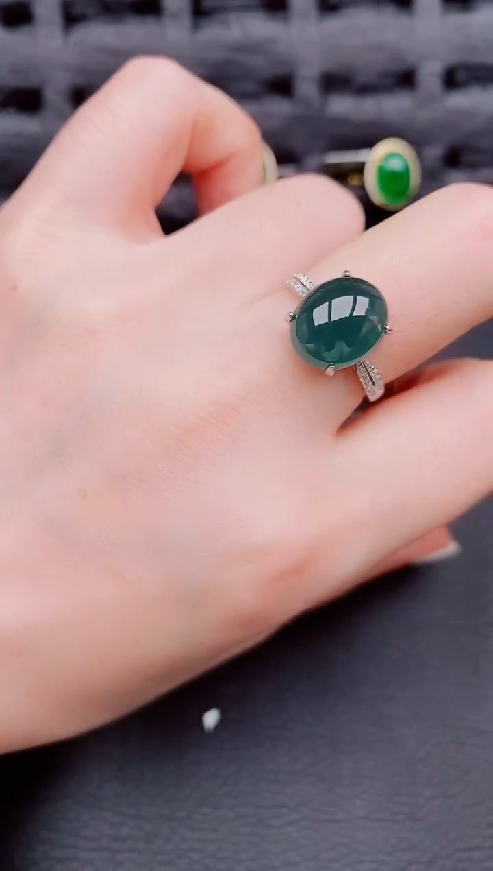 【闪购商品】翡翠戒指银S925镶嵌天然a货翡翠412