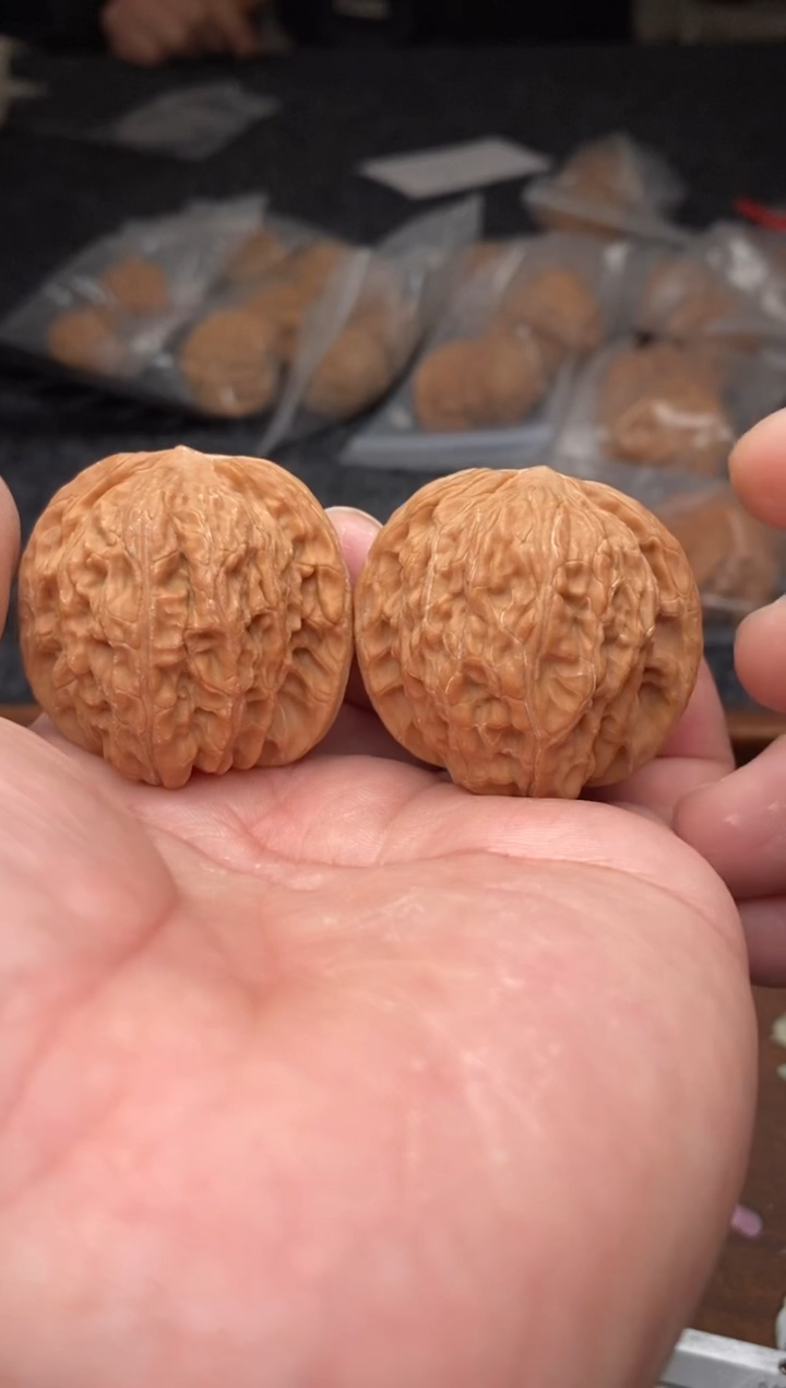 【闪购商品】文玩核桃把件A196号39尺磨盘