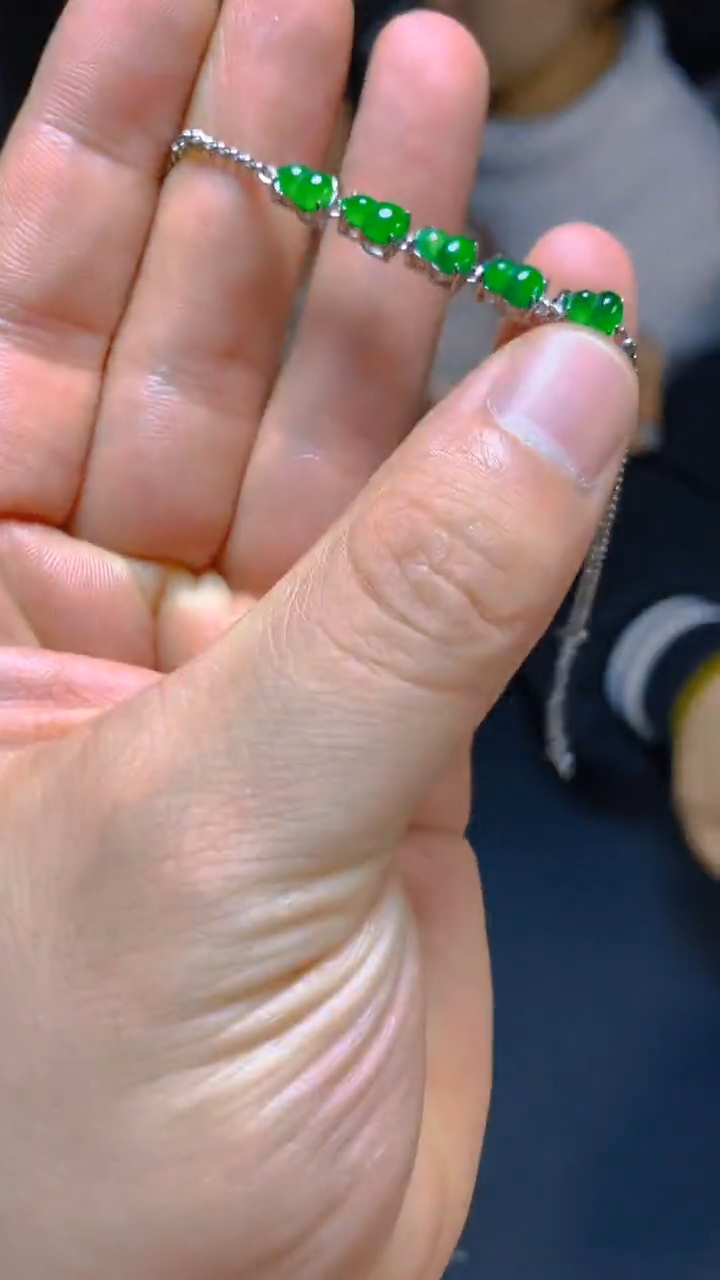 【闪购商品】翡翠手链未镶嵌1034954968多样性发一