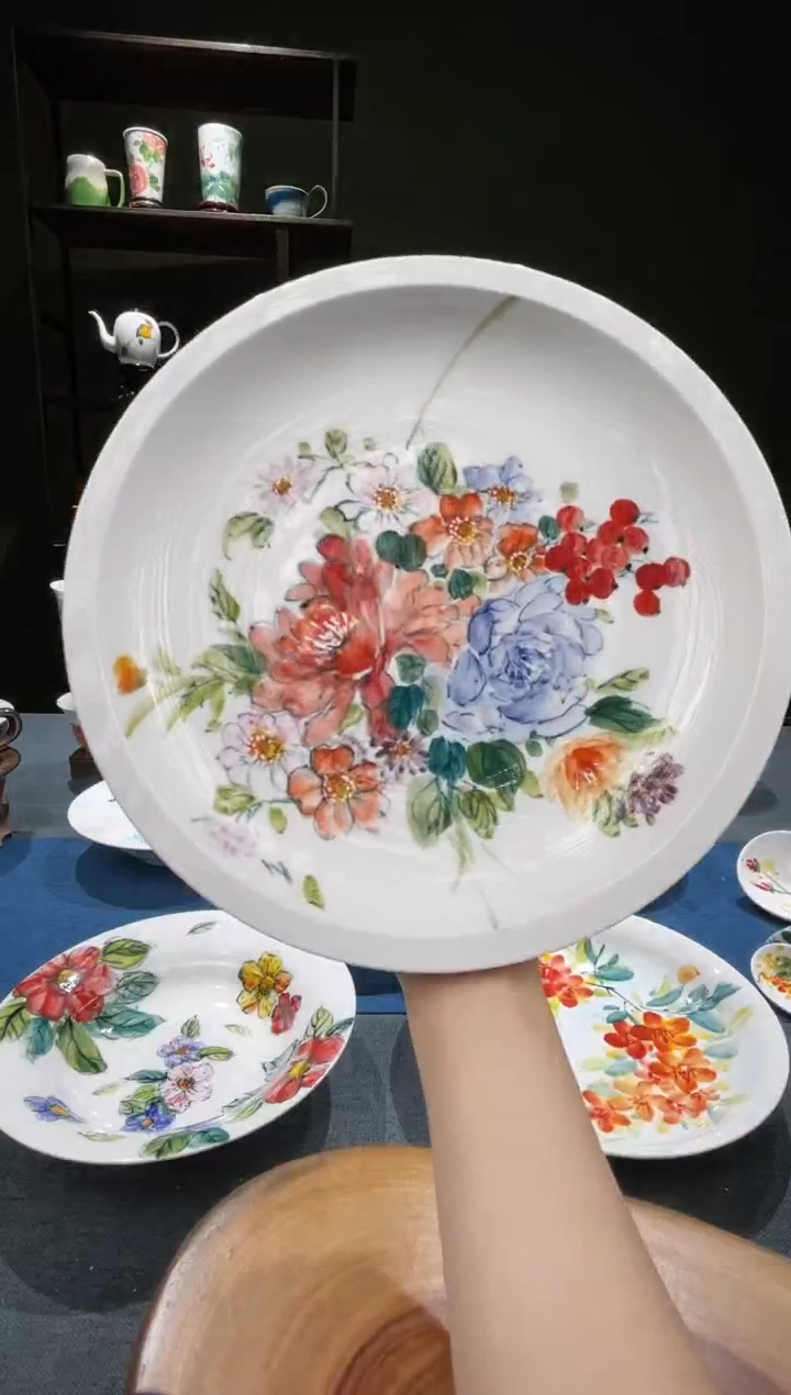 盘景德镇高温釉下彩10英寸官窑窝盘花花开会啦！！！