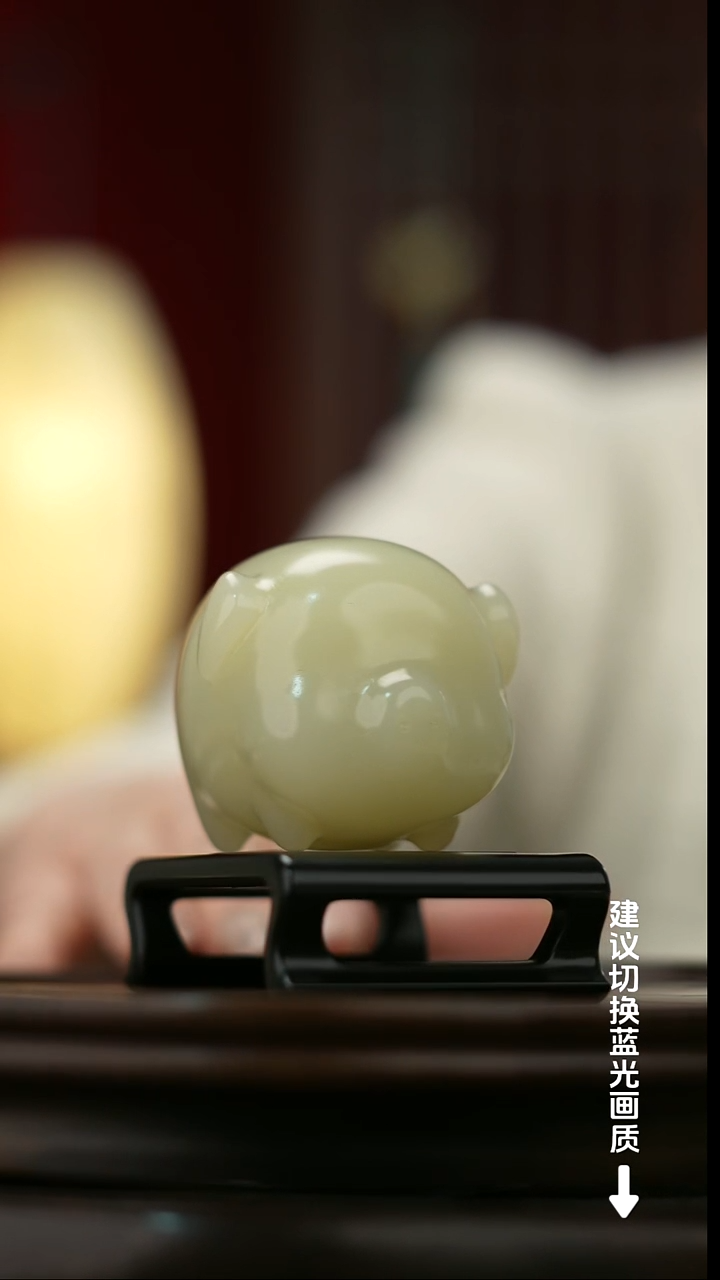 玉【吉祥福猪】天然玉石摆件