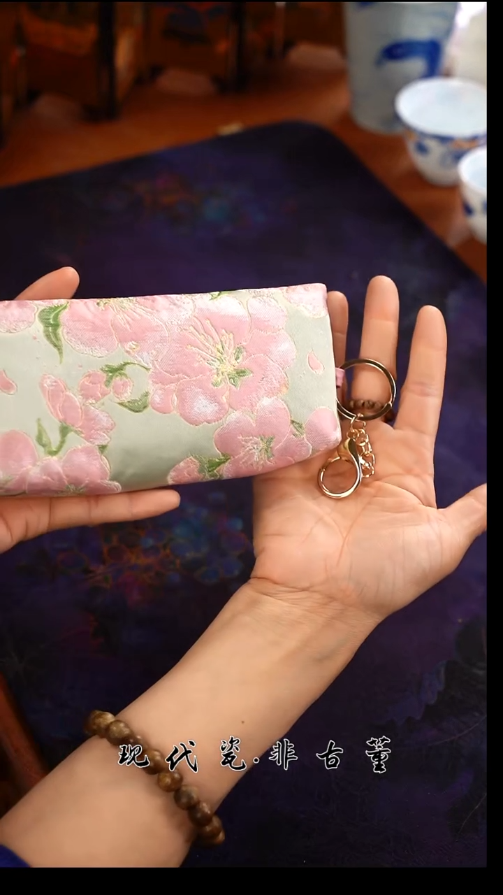 （售后需完整开箱视频）桃花仙子眼镜盒