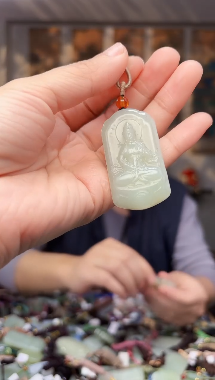 【闪购商品】和田玉挂件未镶嵌拍一发一