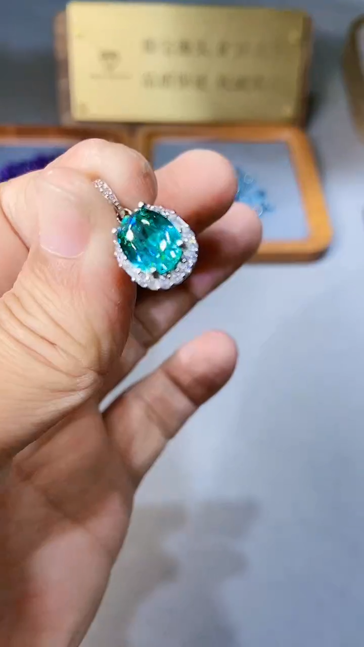【闪购商品】托帕石颈饰银S925镶嵌54
