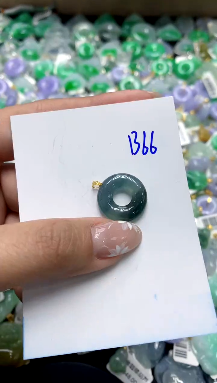 【闪购商品】翡翠颈饰18K金镶嵌111111111111111111