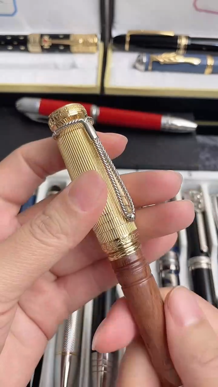 便携式M****克FDSF656565