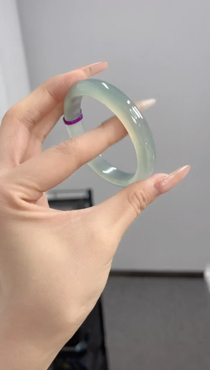 【闪购商品】玛瑙/玉髓手镯未镶嵌55-56圈