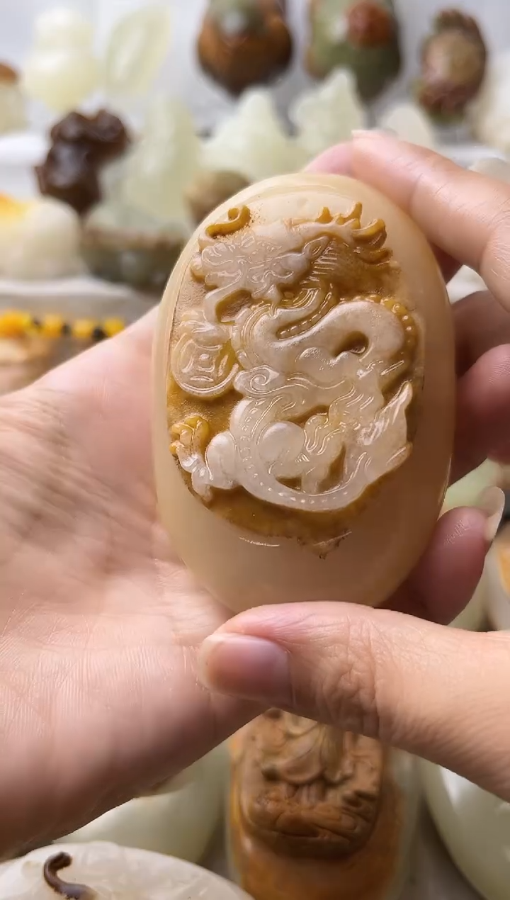 石材方解石手把摆件打孔穿绳不退换盘龙