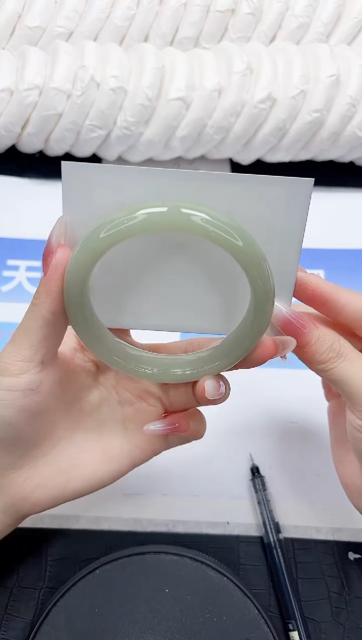 未镶嵌手镯石英质玉28-60