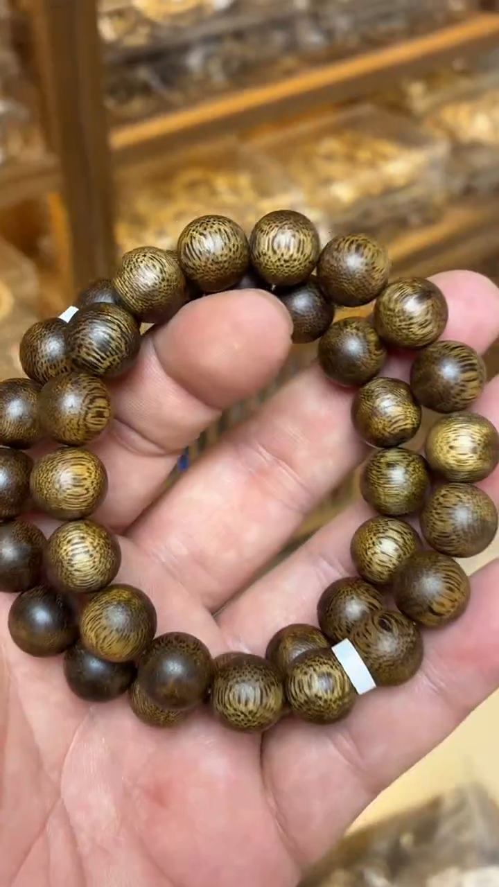 沉香手串 海南莺歌绿圆珠单圈1.2多样性发其一13