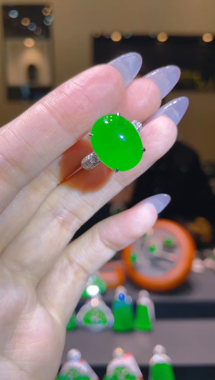 【闪购商品】翡翠18K金镶嵌吊坠(不含链)A70