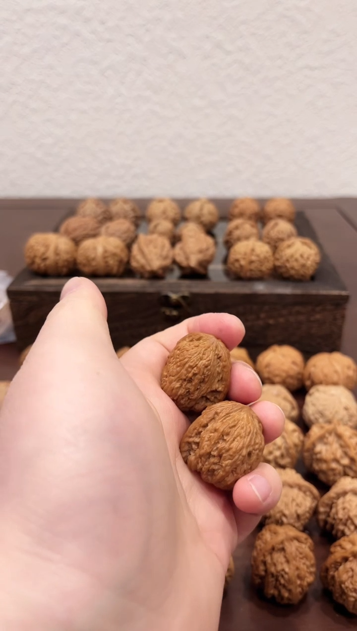 【闪购商品】文玩核桃吊坠南疆