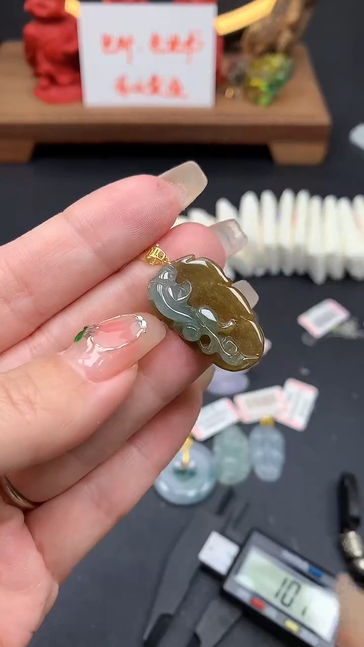 【闪购商品】翡翠吊坠(不含链)18K金镶嵌MS155337