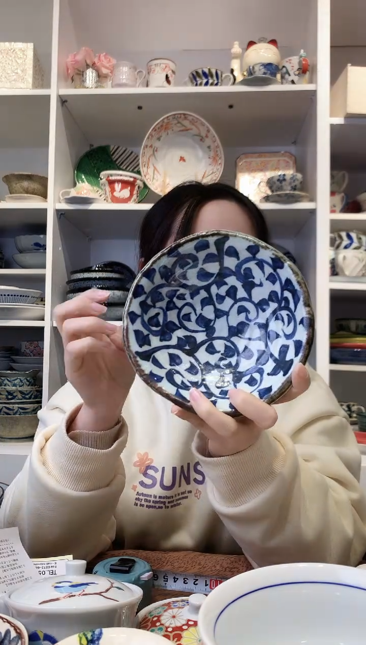 陶瓷章鱼唐草三足小钵15.5cm