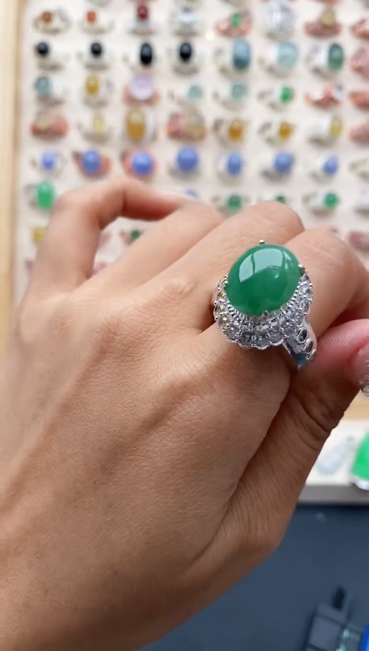 【闪购商品】缅甸天然A货翡翠333   10+7