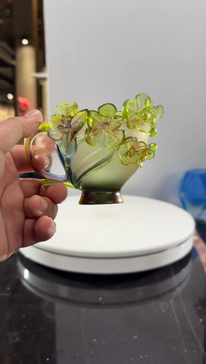 摆件祖母绿咖啡杯