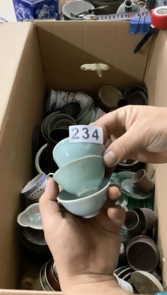 【闪购商品】1有瑕疵的瓷器一单哦~~
