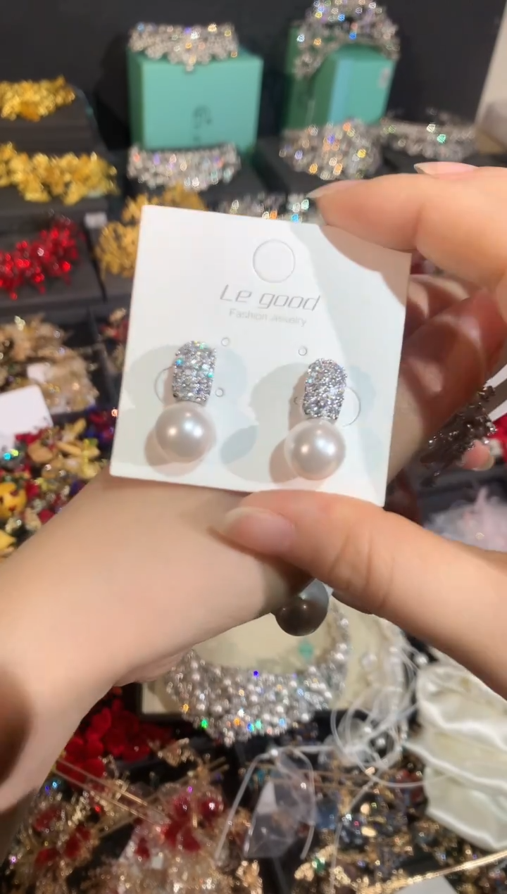 混合材质11111111饰品