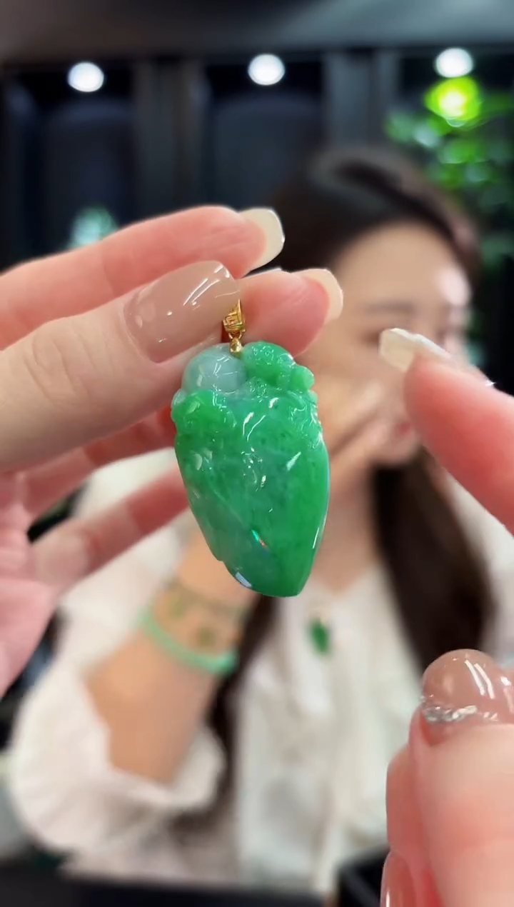 颈饰18K金镶嵌翡翠 缅料A货/支持复检/一件