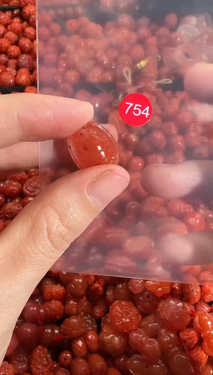 颈饰未镶嵌南红玛瑙1