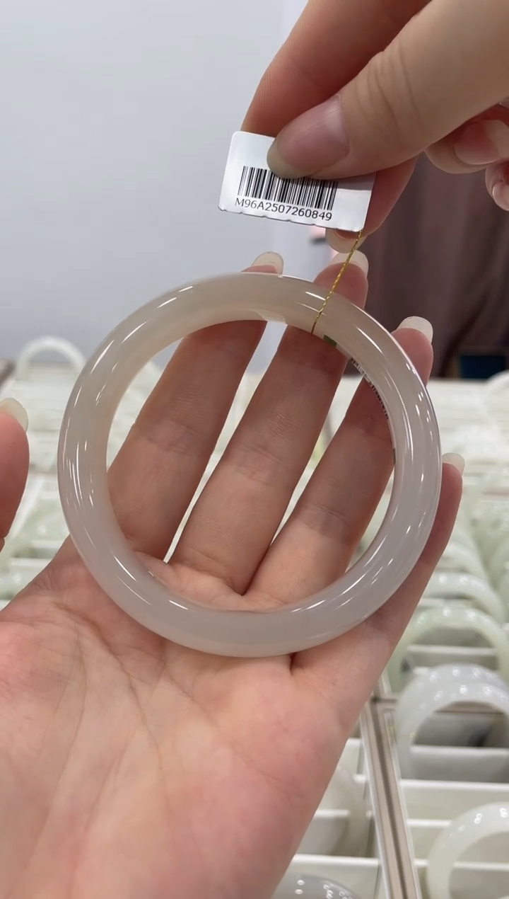 未镶嵌手镯和田玉57-58圈口 0849