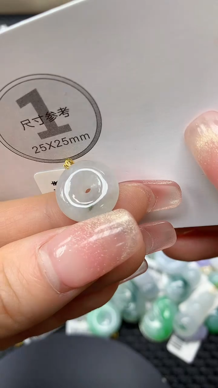 颈饰18K金镶嵌翡翠a货支持复检百元以上9元证书费自理