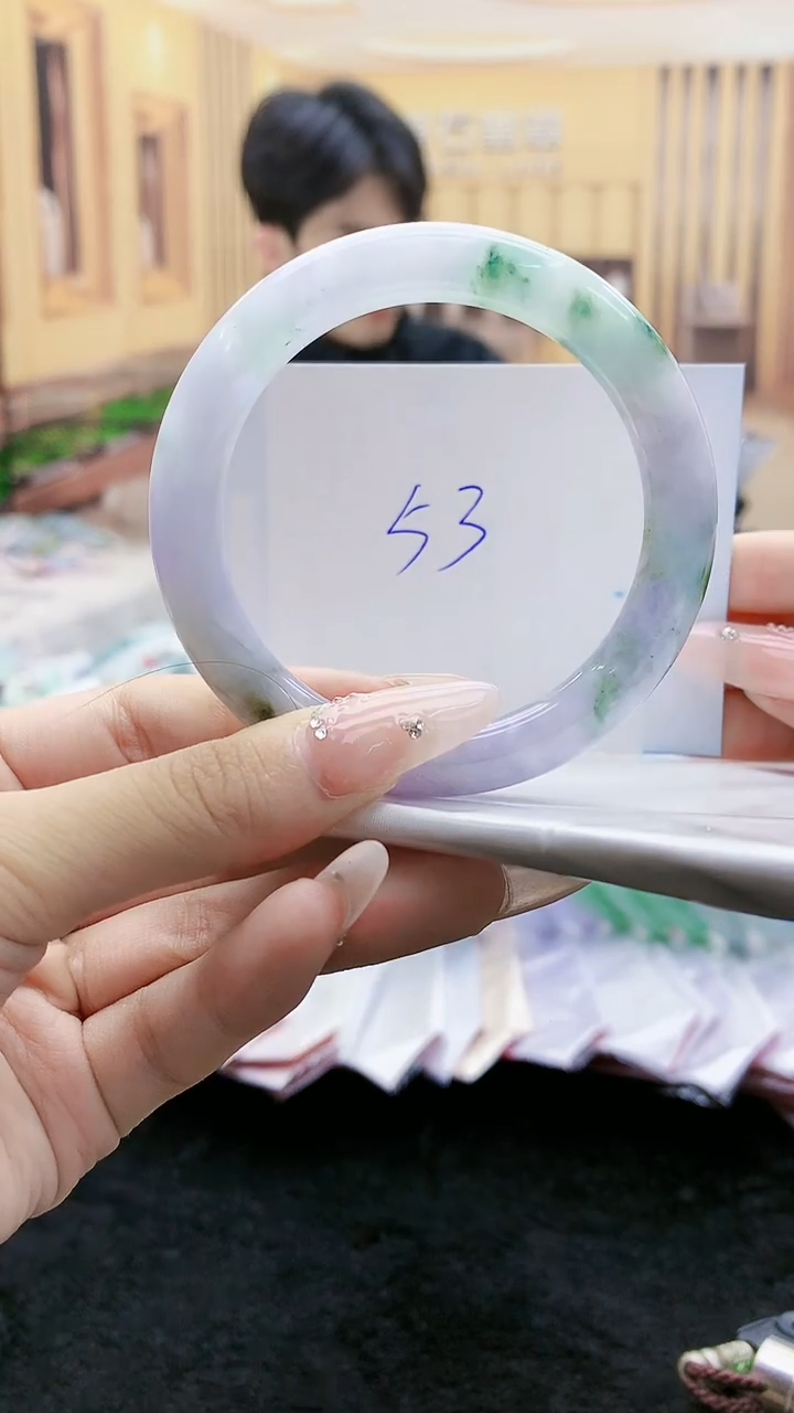 【闪购商品】翡翠手镯未镶嵌     H85-116