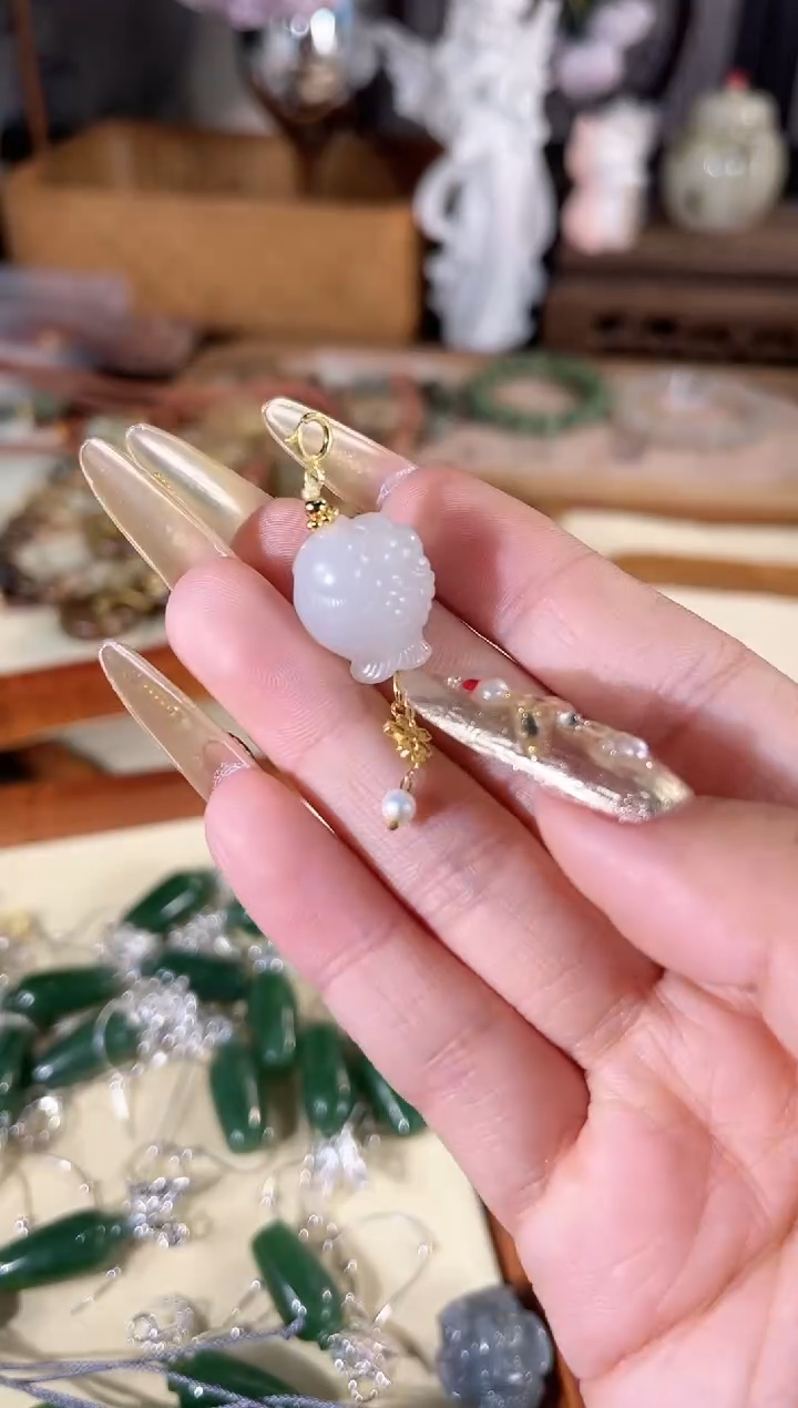 吊坠(不含链)银S925镶嵌和田玉多样性发其一