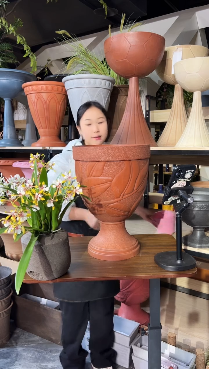 30*42/MG30/陶土色酒杯浮雕手工花盆