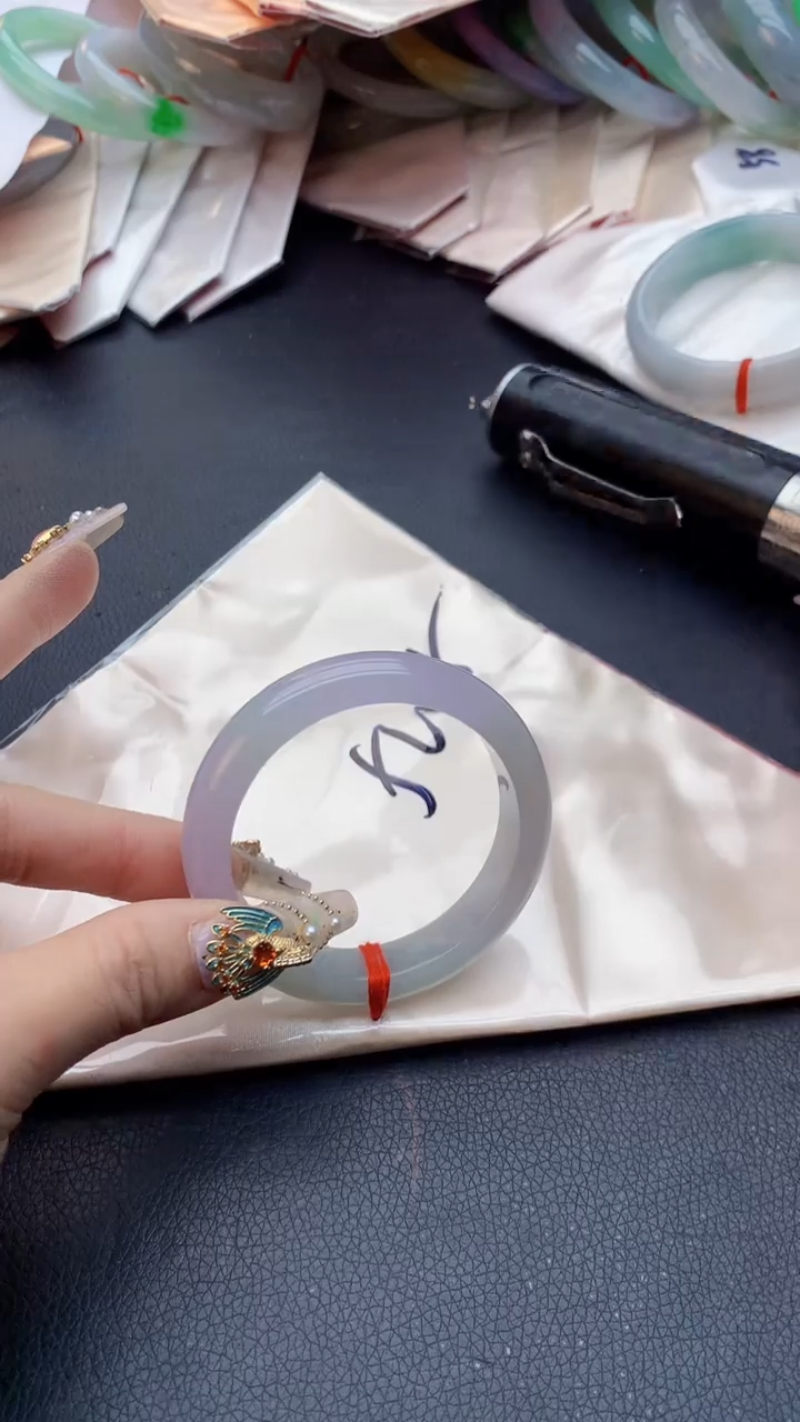 【闪购商品】翡翠手镯未镶嵌0330542755