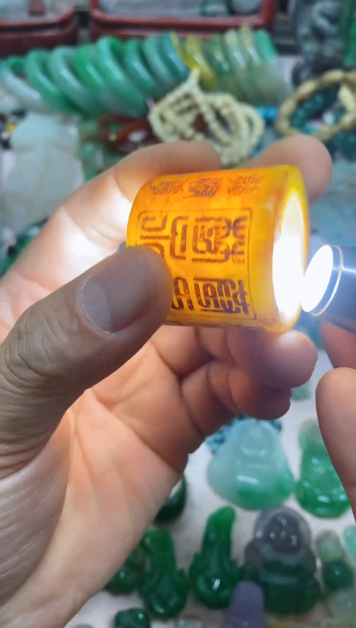 【闪购商品】27直播间的实时画面