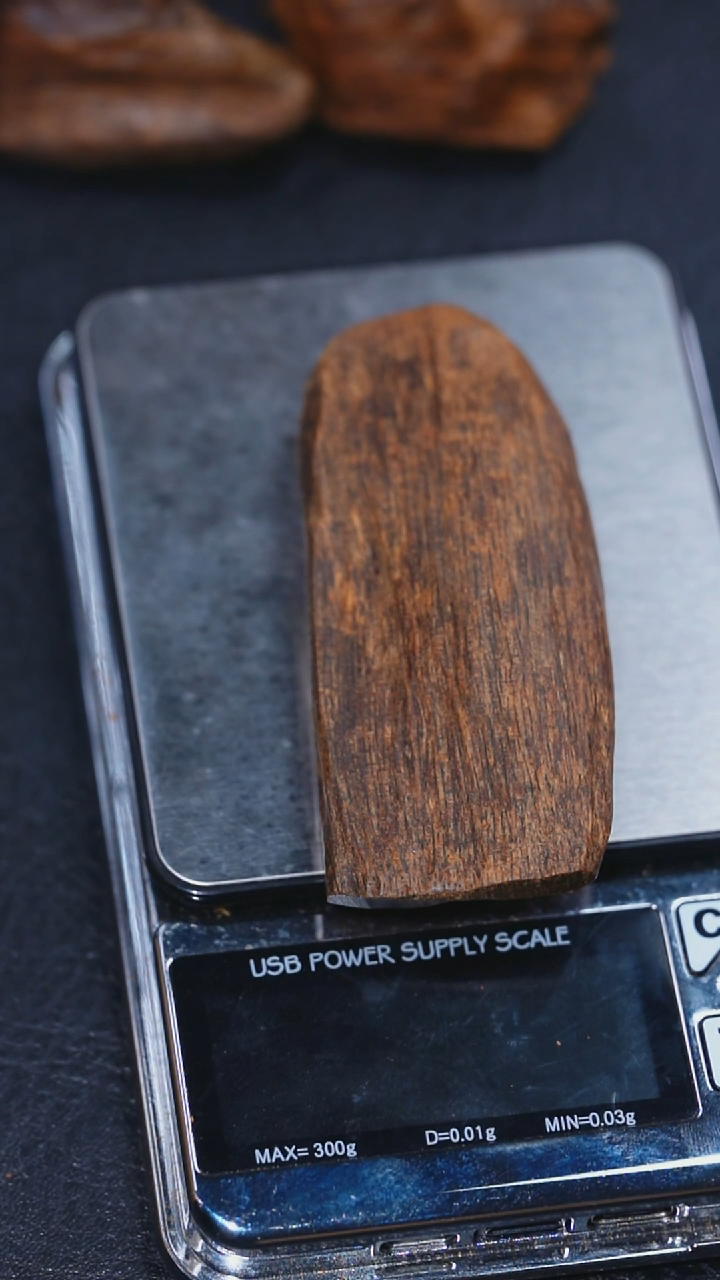 沉香沉香碎屑天***买泰国23克