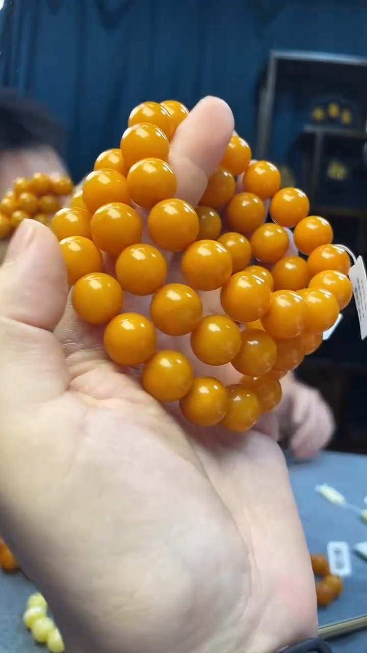 手串琥珀未镶嵌蜜蜡圆珠手串（多样性发其一）