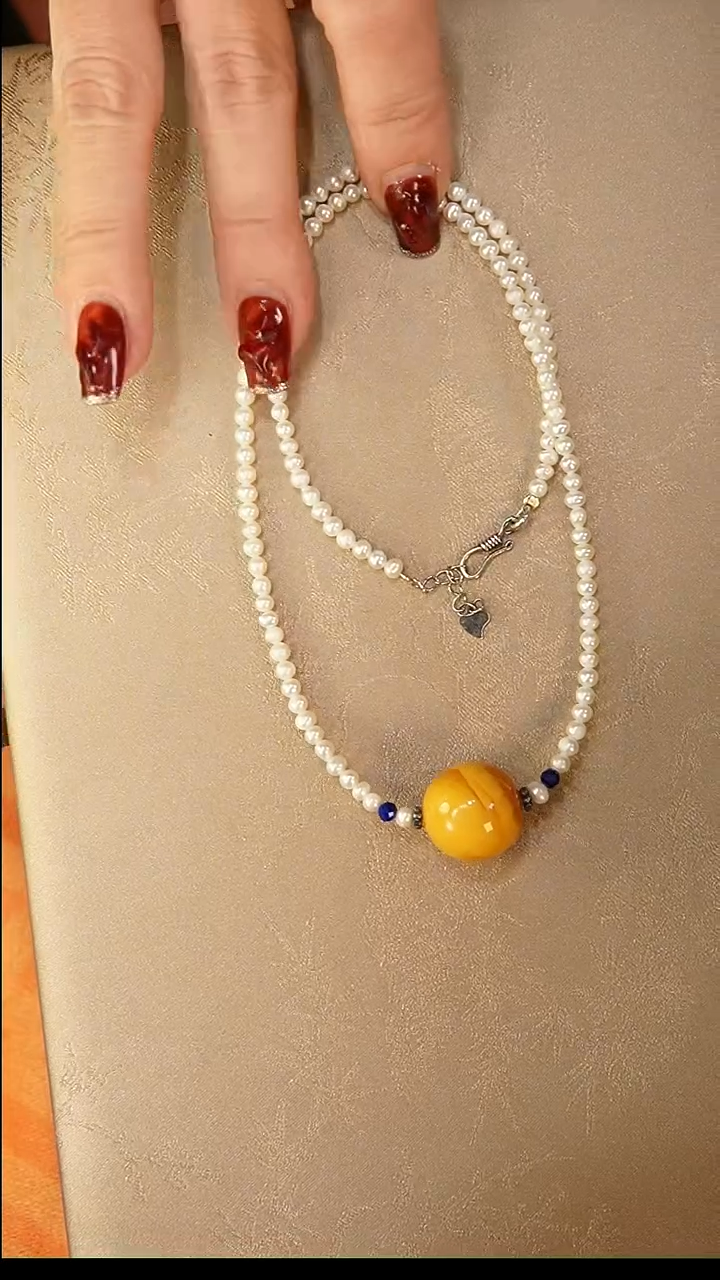 【闪购商品】琥珀颈饰未镶嵌颈饰