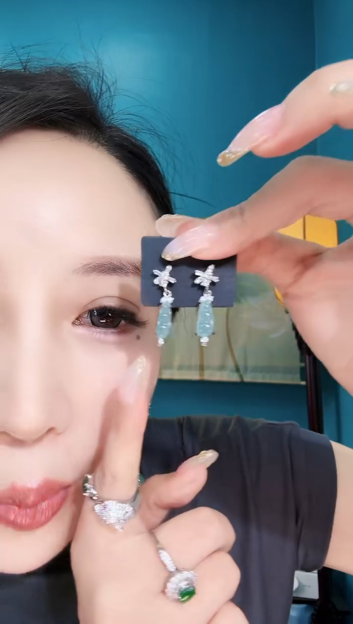 翡翠未镶嵌耳饰耳饰