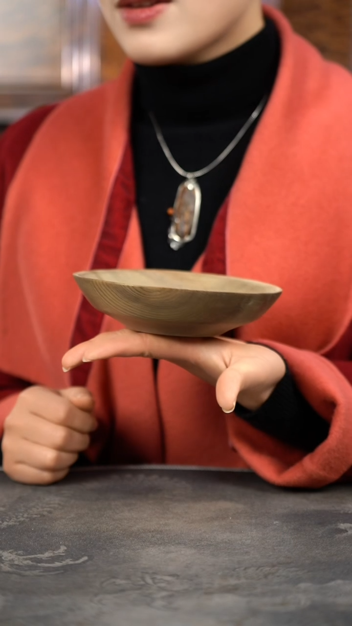 【闪购商品】金丝楠木雕原木精工坚果盘409