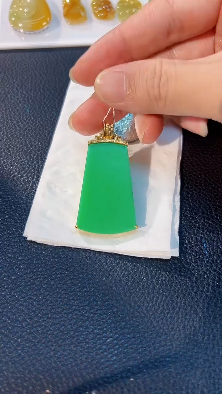 翡翠18K金镶嵌颈饰缅料A货/支持复检/一件