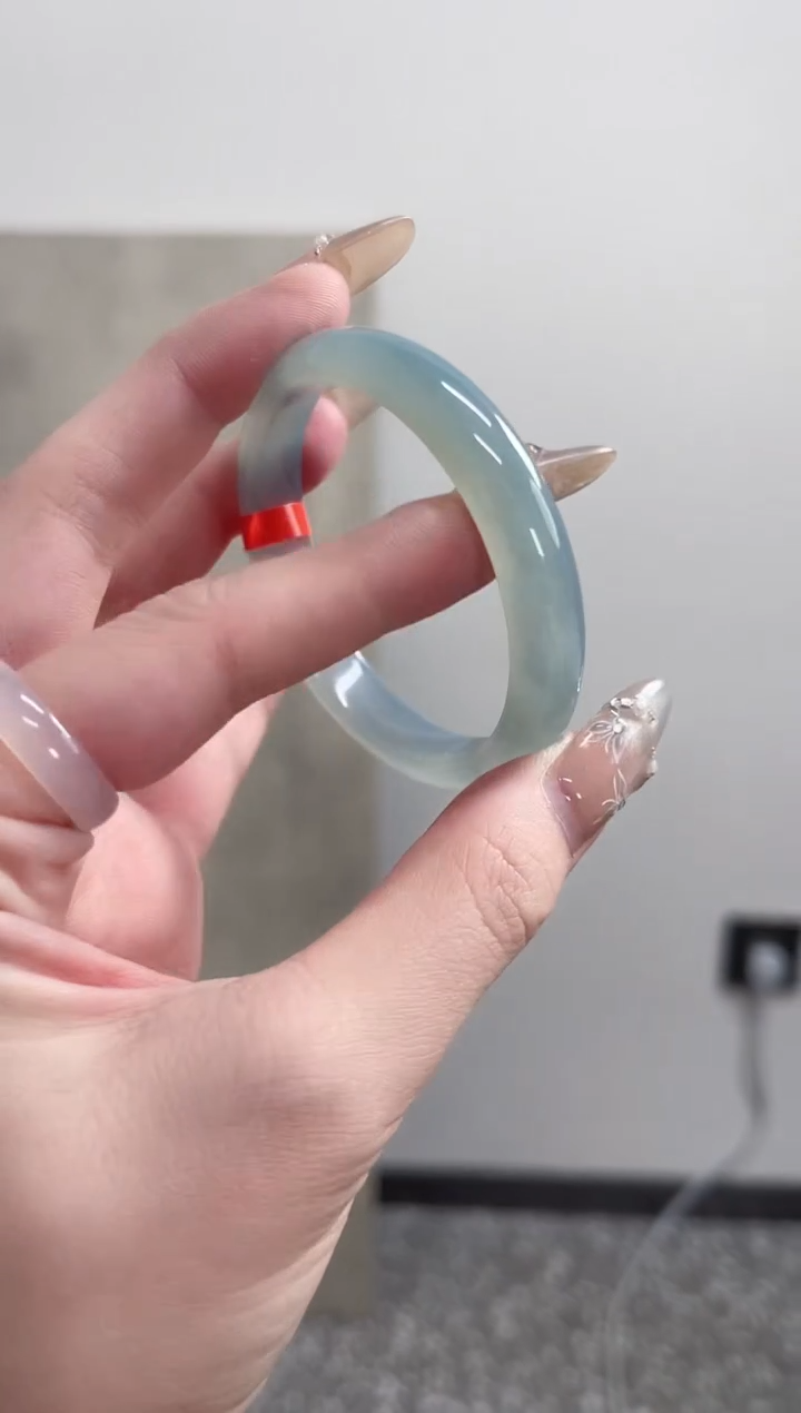 【闪购商品】玛瑙/玉髓手镯未镶嵌52圈 需要包容