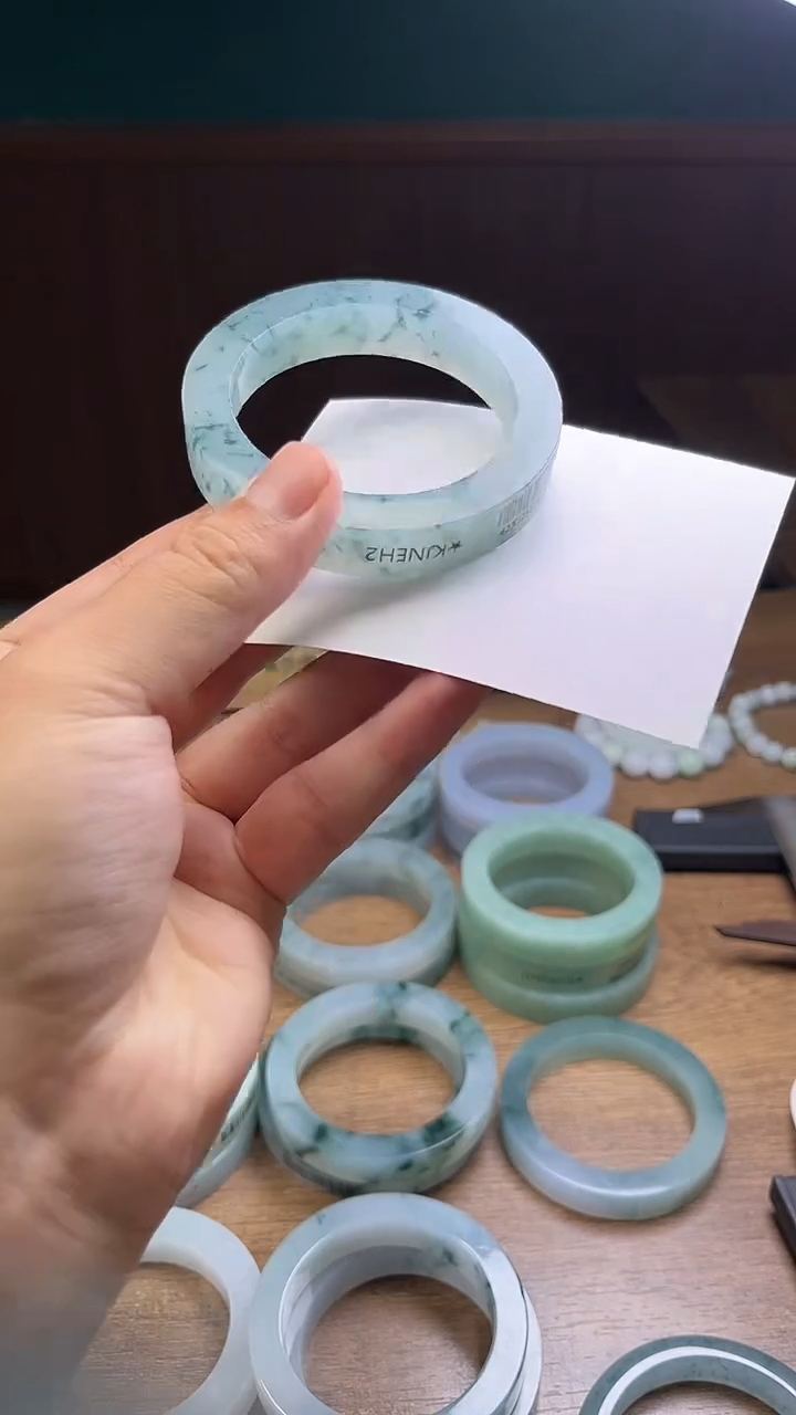 未镶嵌手镯定制翡翠仁****）定制