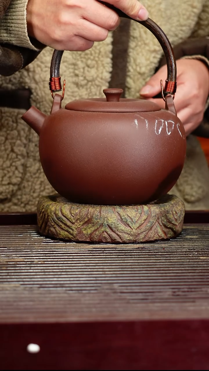 宜兴原矿紫砂壶茶壶宜兴原矿紫砂壶茶壶1100C