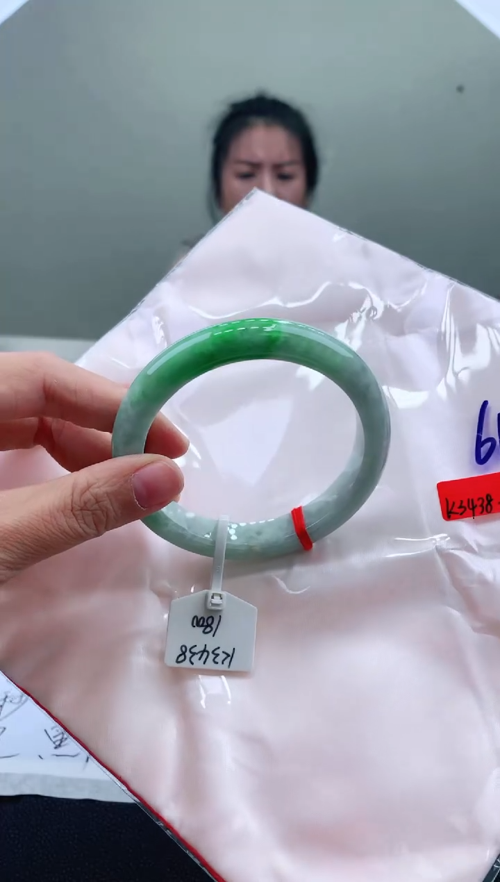 未镶嵌手镯翡翠111