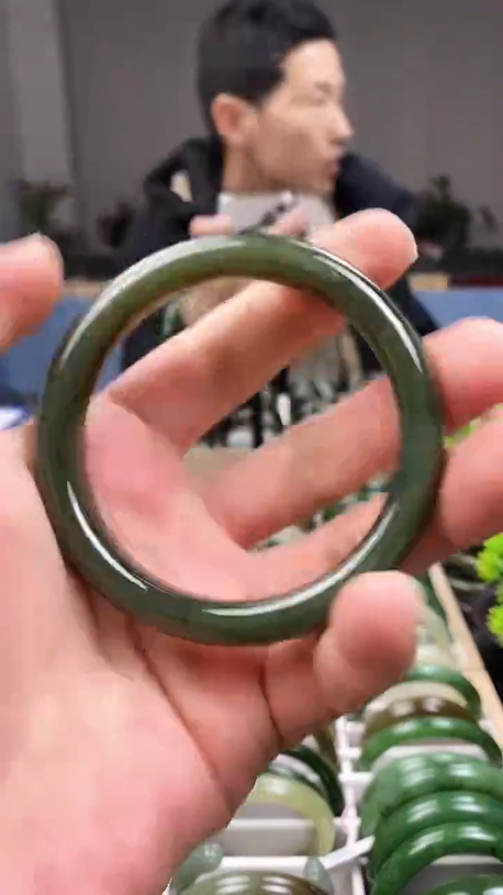 【闪购商品】和田玉手镯未镶嵌58.8