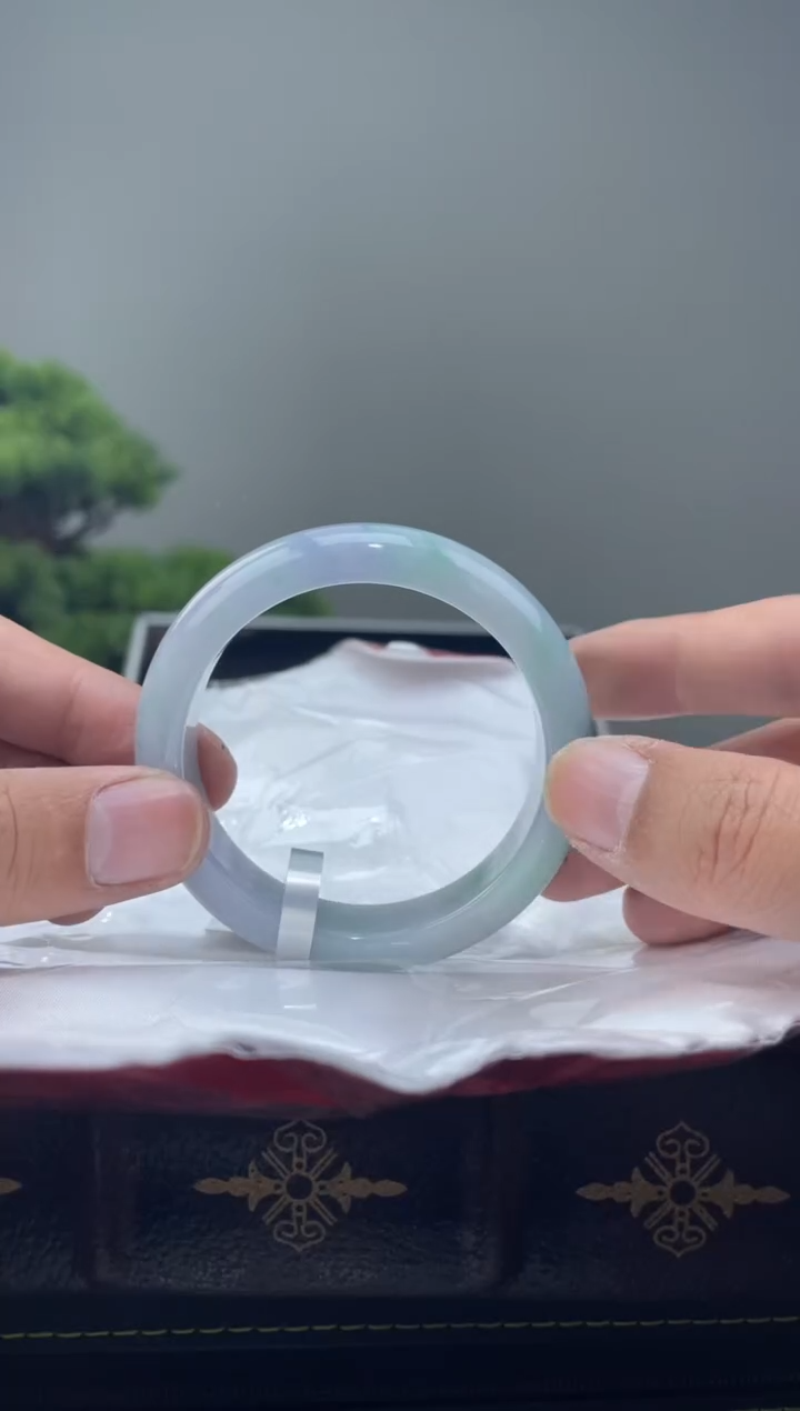 【闪购商品】翡翠手镯未镶嵌手镯23