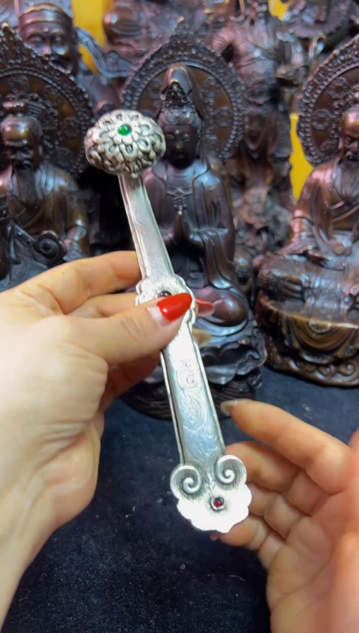 【闪购商品】1案台摆件 物品摆件