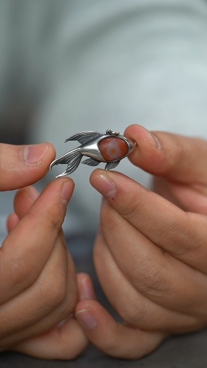 【闪购商品】玛瑙吊坠银S925镶嵌246号设计款小鱼吊坠