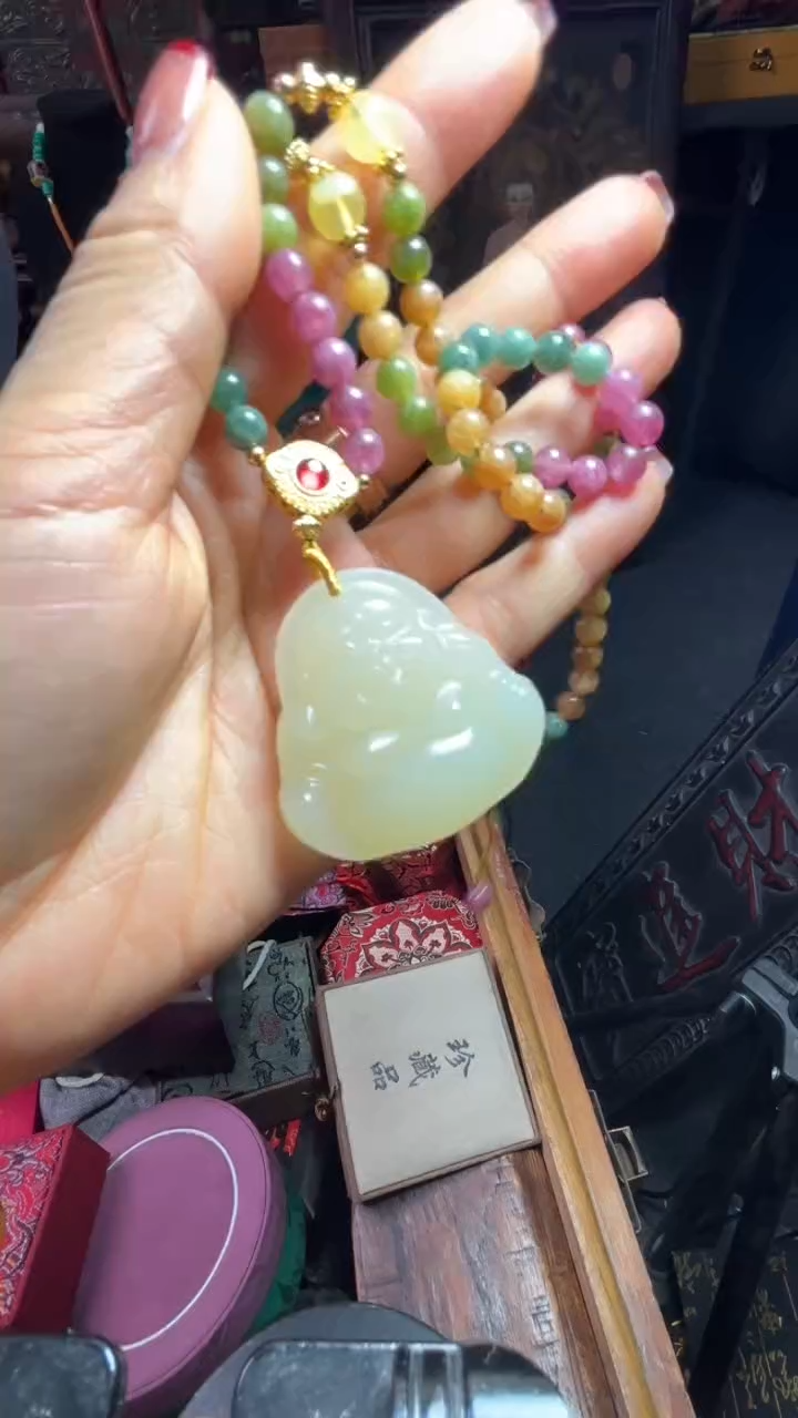 【闪购商品】和田玉867786未镶嵌876876786786